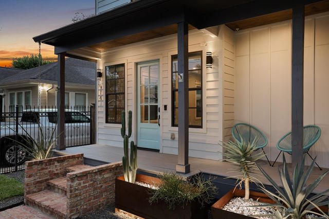 914 Robbie Street, Houston, TX 77009