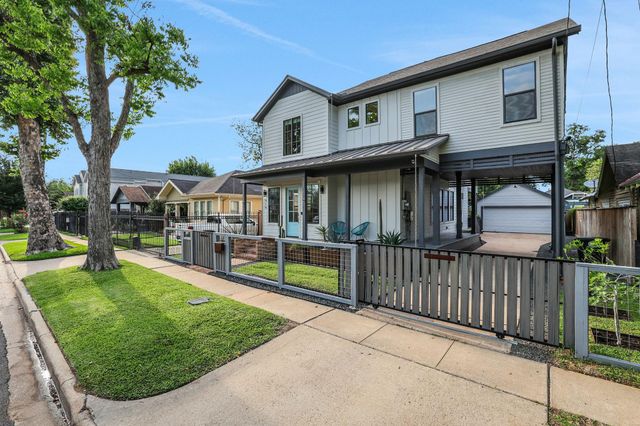 914 Robbie Street, Houston, TX 77009