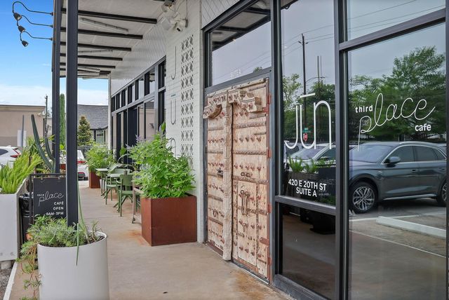 914 Robbie Street, Houston, TX 77009