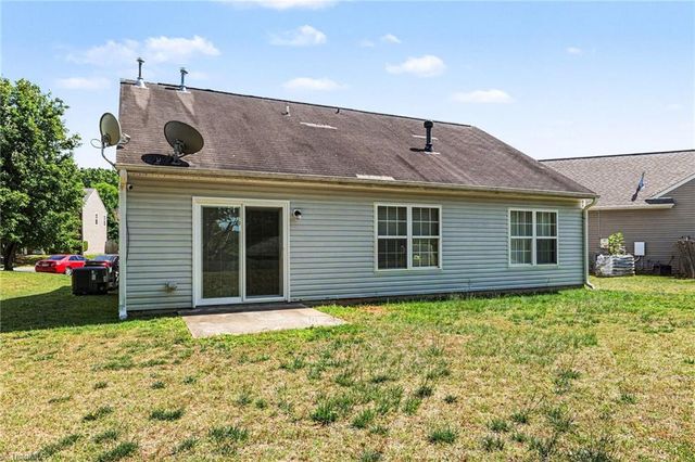 3421 Glen Lyon Drive, Winston-salem, NC 27103
