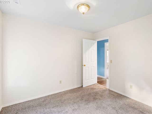 3220 MIDWAY Rd, Hood River, OR 97031