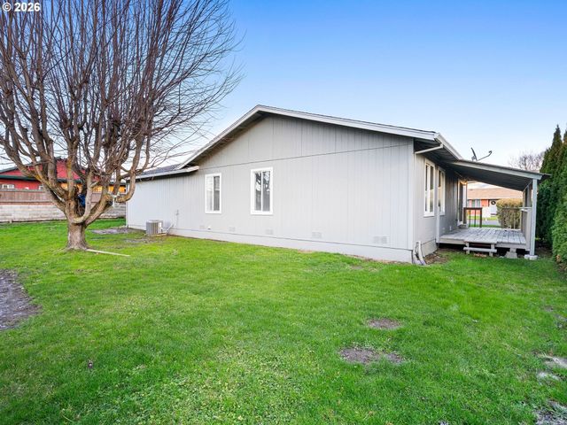 3220 MIDWAY Rd, Hood River, OR 97031