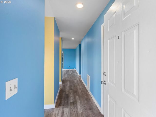 3220 MIDWAY Rd, Hood River, OR 97031