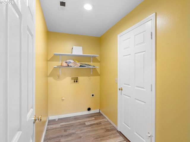 3220 MIDWAY Rd, Hood River, OR 97031