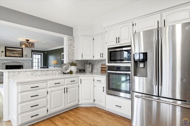 7536 SW Blue Inn PL, Topeka, KS 66614