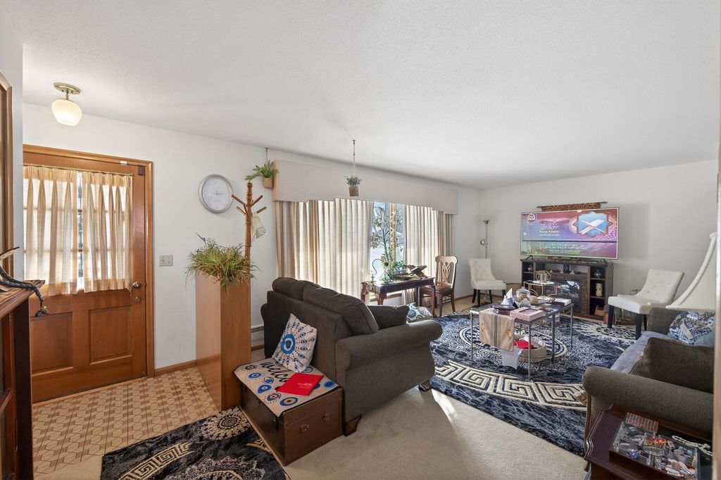 7398 Tempo Terrace NE, Fridley, MN 55432 — photo 3