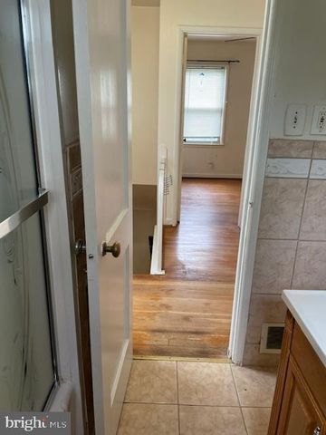 6813 10TH AVE, Takoma Park, MD 20912