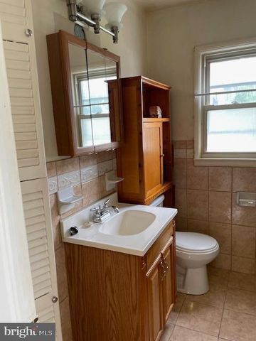 6813 10TH AVE, Takoma Park, MD 20912