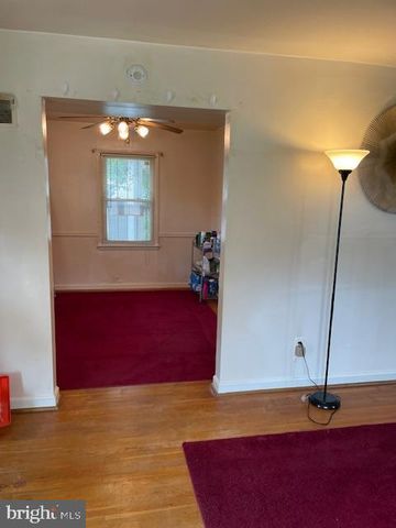 6813 10TH AVE, Takoma Park, MD 20912