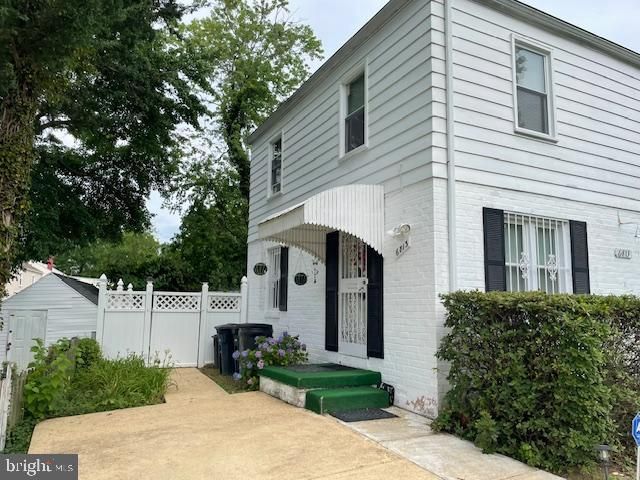 6813 10TH AVE, Takoma Park, MD 20912