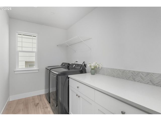 16609 Sw BOTANY BAY Ln, Portland, OR 97224