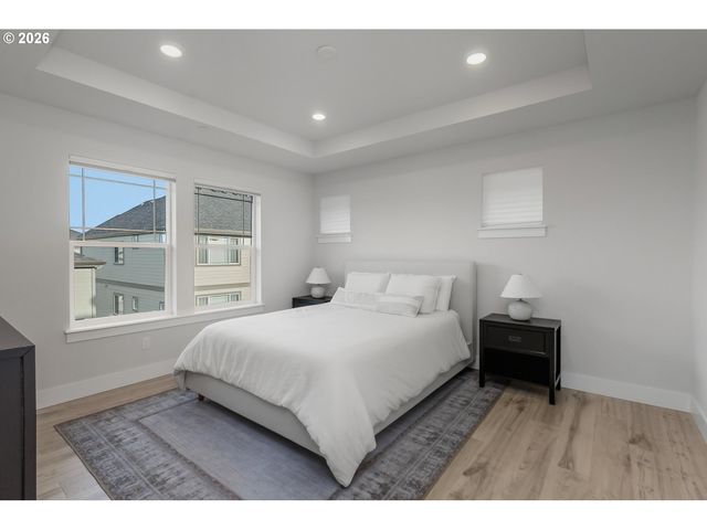 16609 Sw BOTANY BAY Ln, Portland, OR 97224