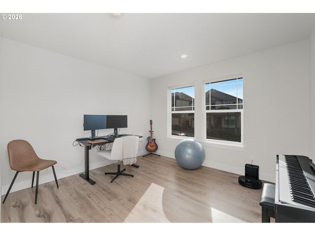 16609 Sw BOTANY BAY Ln, Portland, OR 97224