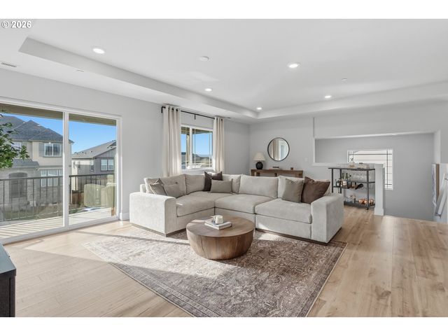 16609 Sw BOTANY BAY Ln, Portland, OR 97224