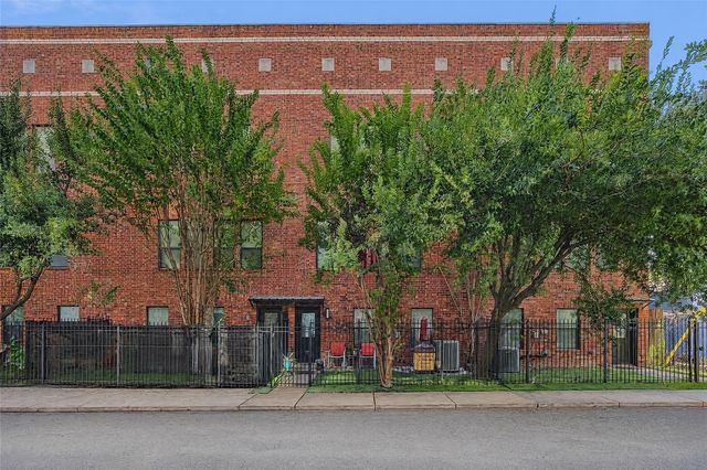 2422 Navigation Boulevard F, Houston, TX 77003
