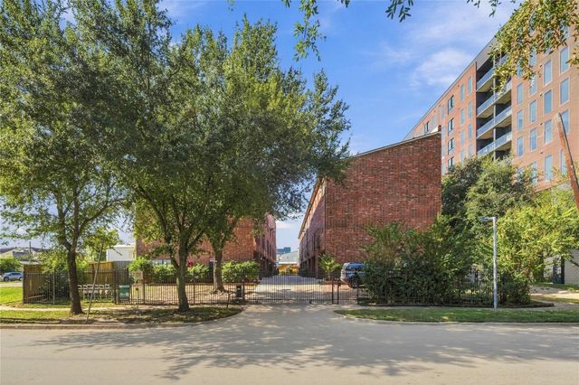 2422 Navigation Boulevard F, Houston, TX 77003