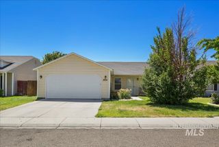3204 Arcadian Dr, Caldwell, ID 83605