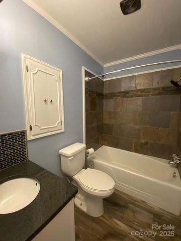 622 S Carolina Avenue, Statesville, NC 28677