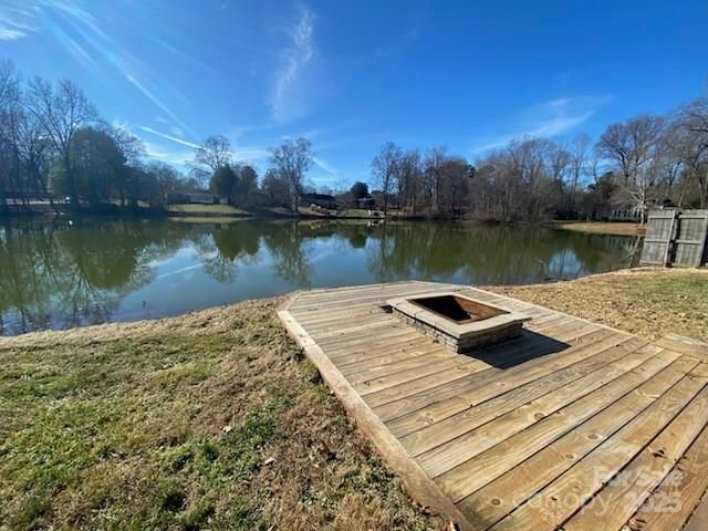 622 S Carolina Avenue, Statesville, NC 28677