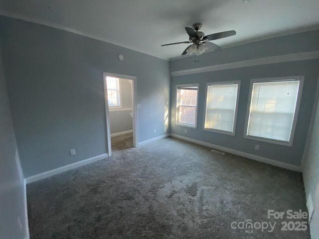 622 S Carolina Avenue, Statesville, NC 28677