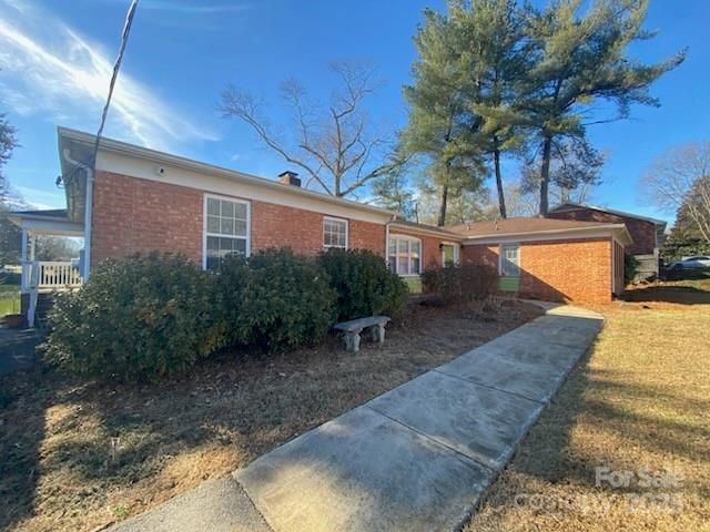 622 S Carolina Avenue, Statesville, NC 28677