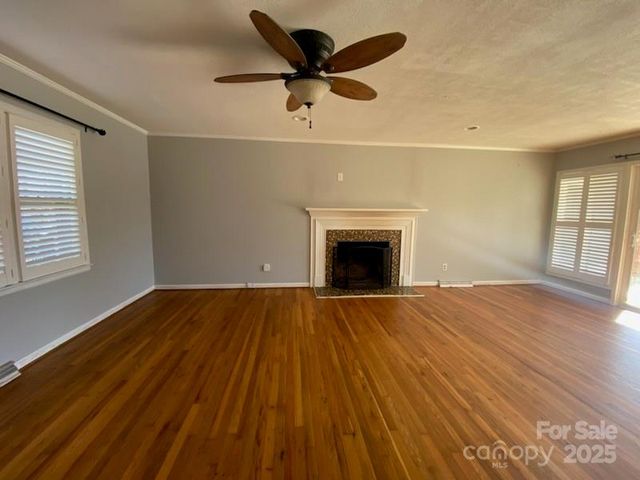 622 S Carolina Avenue, Statesville, NC 28677