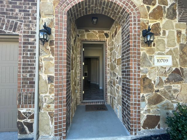10709 Craven Street, Mckinney, TX 75072
