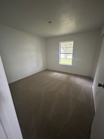 1018 Clark, Mexia, TX 76667