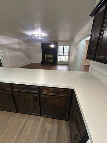 1018 Clark, Mexia, TX 76667
