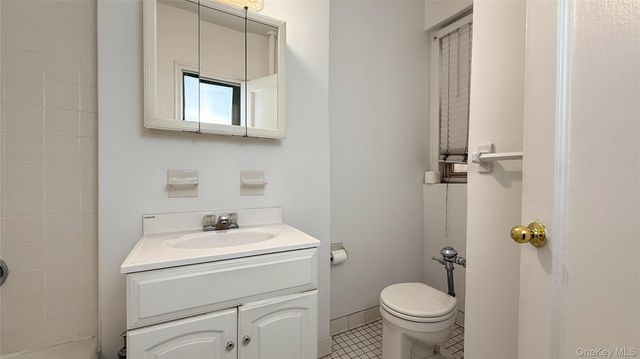 2190 Boston Road 3B, Bronx, NY 10462