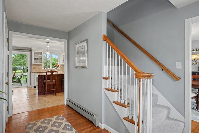 15 Lanthorn Rd, Northborough, MA 01532