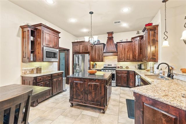 1441 Antler Ridge Road, Tuttle, OK 73089