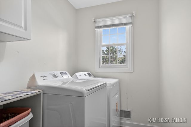 7422 Whistlevale Drive SW, Byron Center, MI 49315