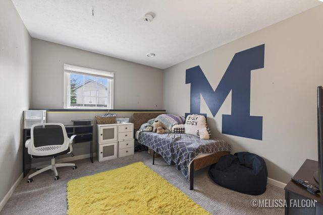 7422 Whistlevale Drive SW, Byron Center, MI 49315