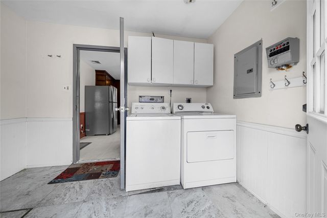 3 Split Rail Lane, East Setauket, NY 11733