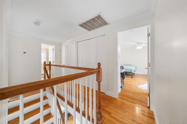 3 Split Rail Lane, East Setauket, NY 11733