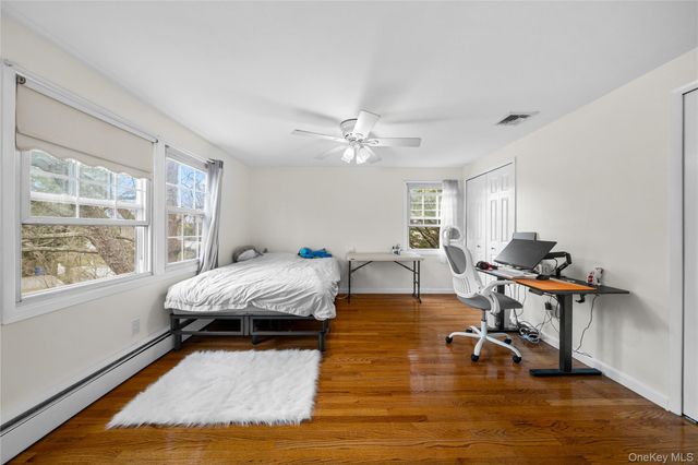 3 Split Rail Lane, East Setauket, NY 11733