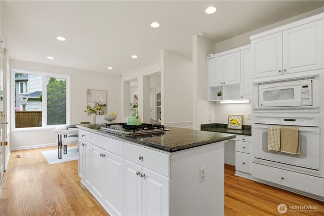 20705 40th Drive SE, Bothell, WA 98021