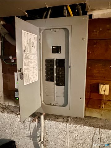 1002 Winchester Avenue, Hamden, CT 06517