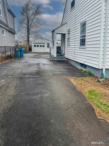 1002 Winchester Avenue, Hamden, CT 06517