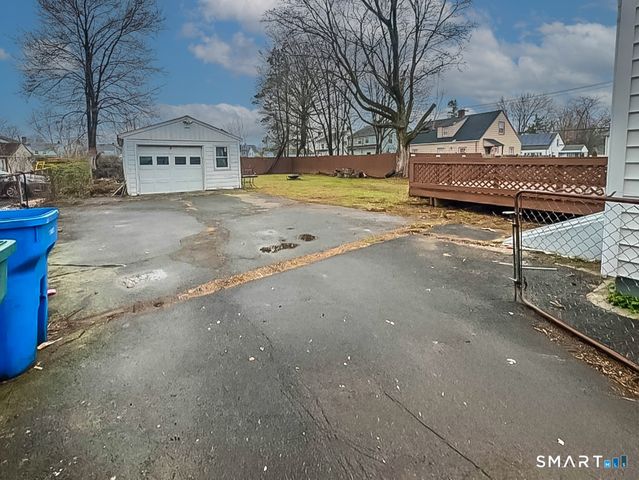 1002 Winchester Avenue, Hamden, CT 06517