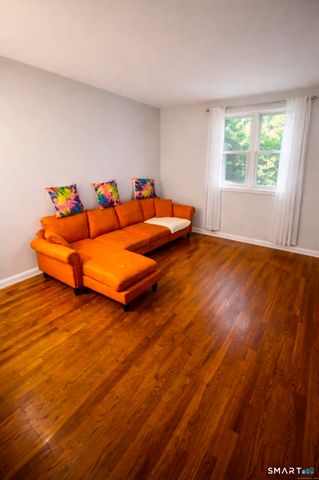 1002 Winchester Avenue, Hamden, CT 06517