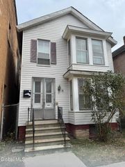 528 4th Avenue #2, Troy, NY 12182