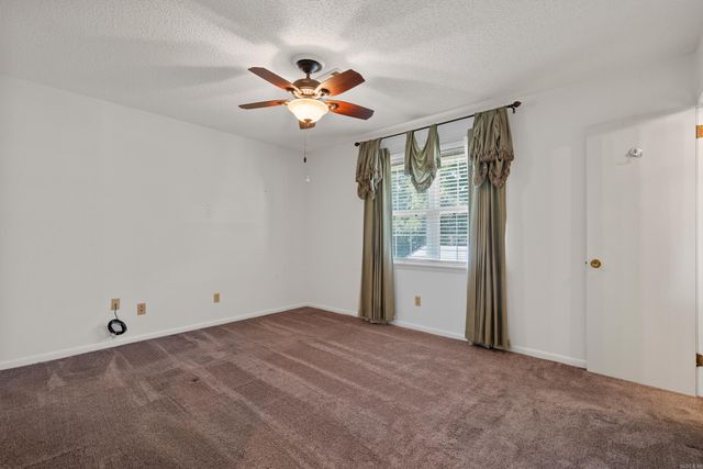 2717 Lynwood Drive, Arkadelphia, AR 71923