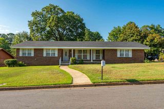 2717 Lynwood Drive, Arkadelphia, AR 71923