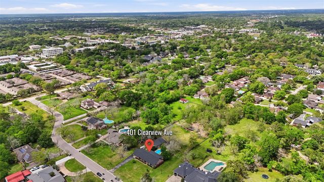 401 Clearview Avenue, Friendswood, TX 77546