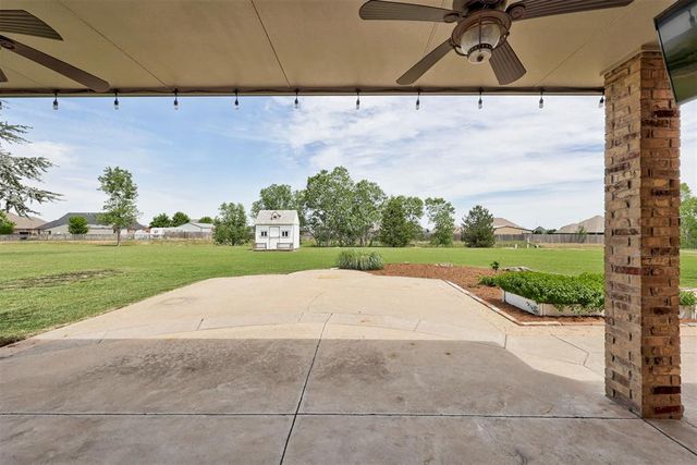 336 NE Angela Circle, Piedmont, OK 73078