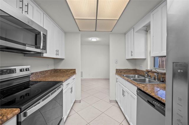 405 N HAWTHORN CIRCLE, Winter Springs, FL 32708