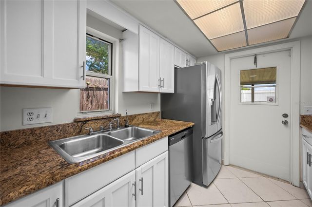 405 N HAWTHORN CIRCLE, Winter Springs, FL 32708
