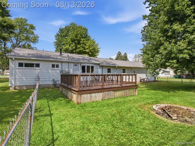 1105 Whiting Street, Saint Clair, MI 48079